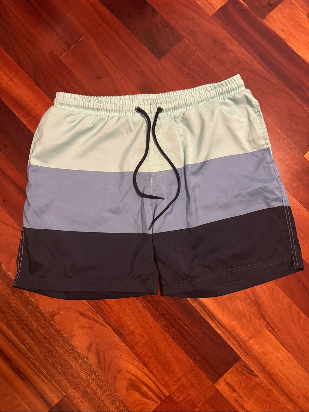 Men's Colorblock Swim Trunks - Light Mint, Sky Blue & Navy